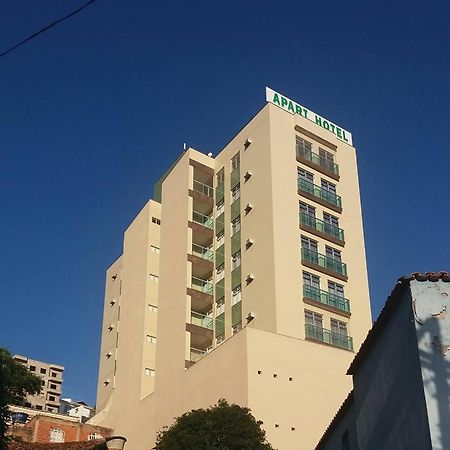 Manhattan Apart Hotel Caratinga エクステリア 写真